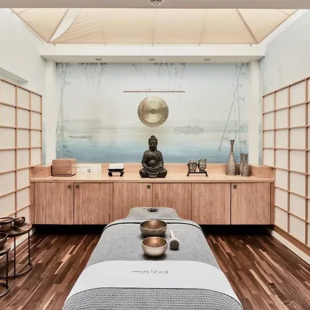 Grand Hotel 5*