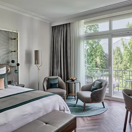Grand Hotel 5*