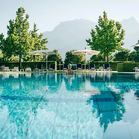 Grand Hotel 5*