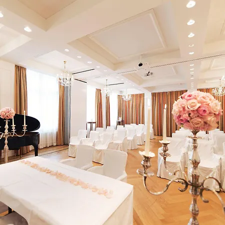 Grand Hotel 5*
