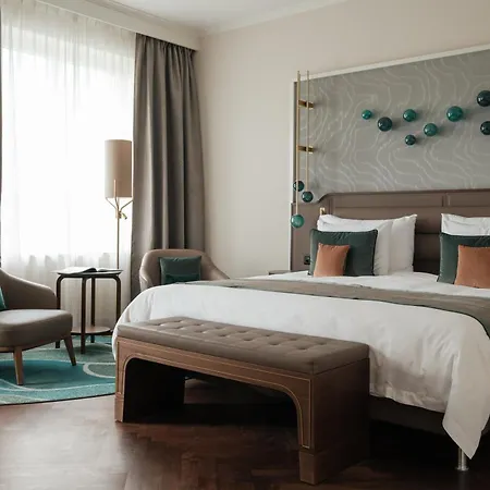 Hotel Grand 5*