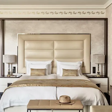 Hotel Grand 5*